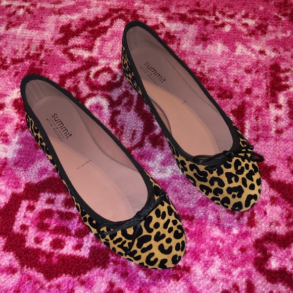 summit by white mountain flats